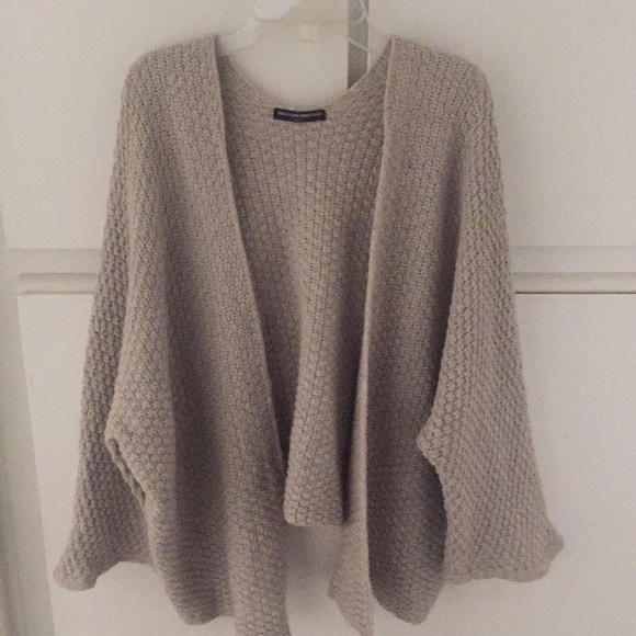 Brandy Melville Sweaters - Brandy Melville Caroline Cardigan
